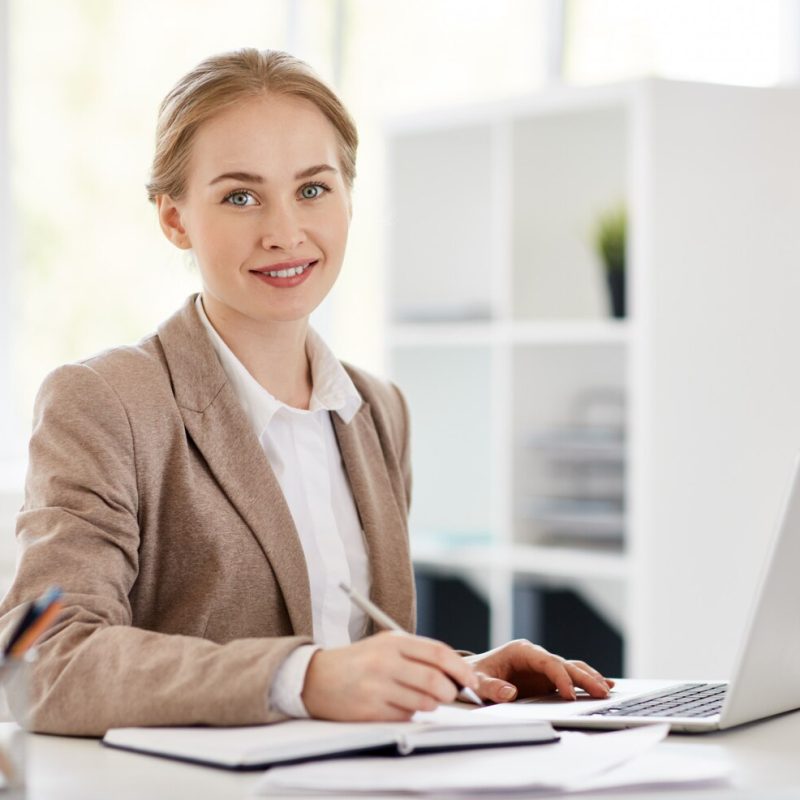 DIY Bookkeeping vs Hiring a Professional Accountant: Which Is Better?